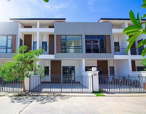 cambodge-immobilier-business-center-cambodia-location-vente-logement-maison-appartement-commerce-annonces-immobilier-expatriation-hotel-gueshouse-kep-mer-informations-expatrié-plage-expat-siemreap-phnompenh.jpeg